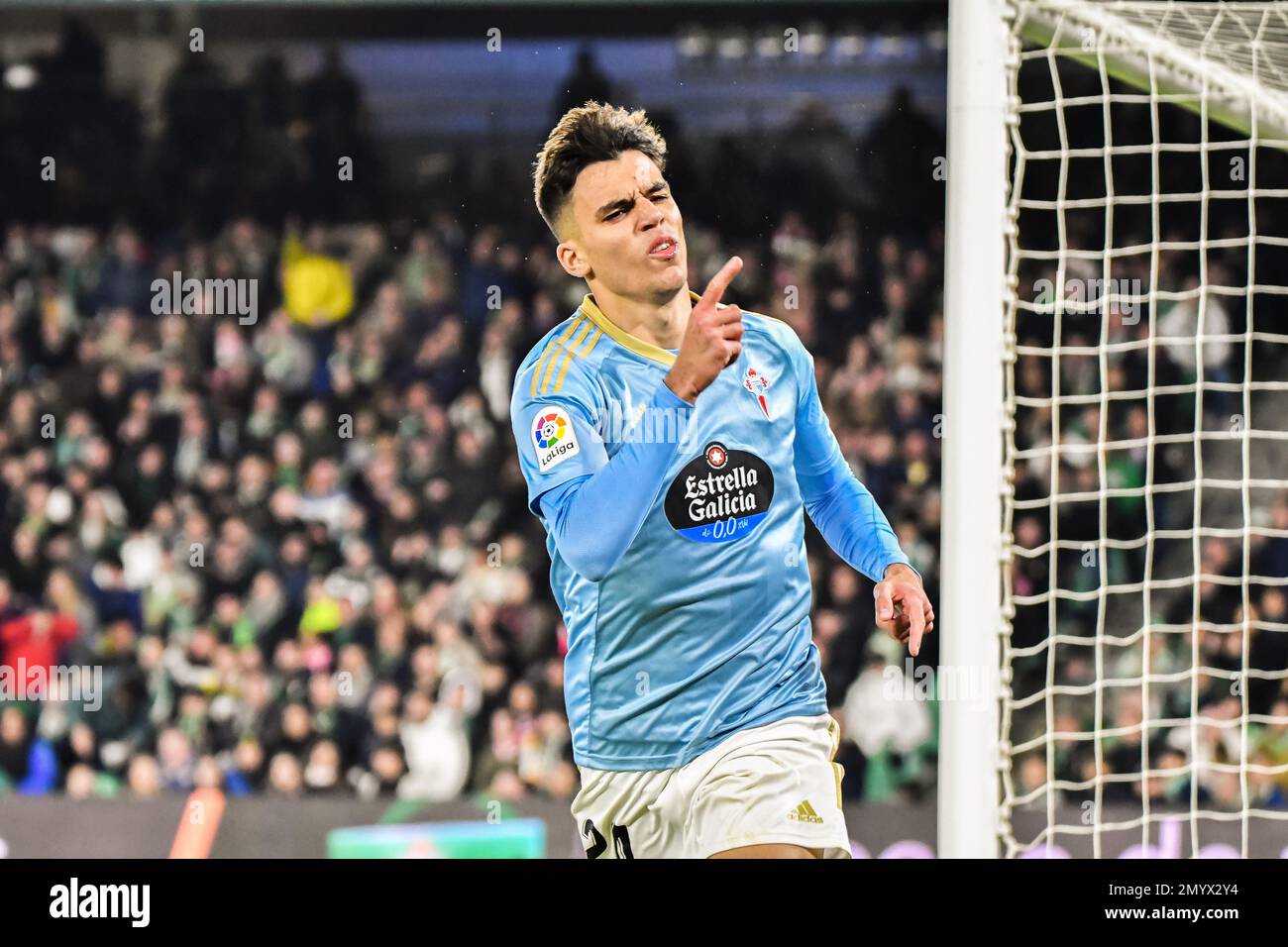 4 febbraio 2023: SIVIGLIA, SPAGNA - 4 FEBBRAIO: Gabri Veiga di RC Celta de Vigo festeggia il suo gol durante la partita tra Real Betis Balompie e RC Celta de Vigo di la Liga Santander il 4 febbraio 2022 a Benito Villamarin a Siviglia, Spagna. (Credit Image: © Samuel CarreÃ±o/PX Imagens via ZUMA Press Wire) SOLO PER USO EDITORIALE! Non per USO commerciale! Foto Stock