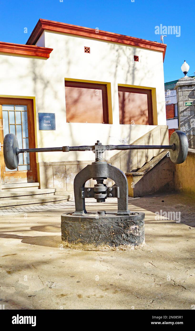 Vecchia fabbrica riabilitata come casa di cultura a Masquefa, Anoia, Barcellona, Catalunya, Spagna, Europa Foto Stock