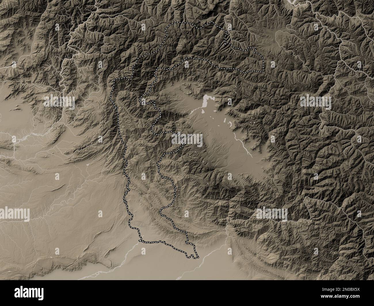 Azad Kashmir, zona amministrata centralmente del Pakistan. Mappa dell'altitudine colorata in tonalità seppia con laghi e fiumi Foto Stock