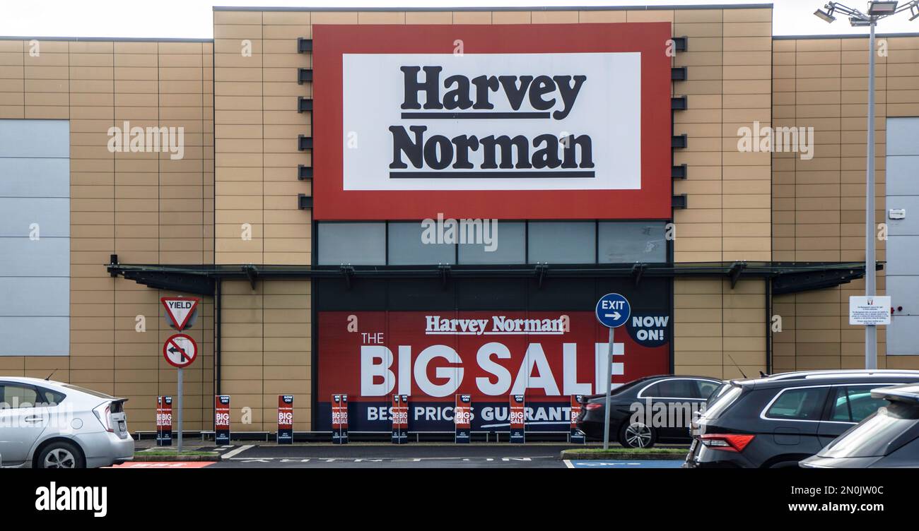 Il negozio Harvey Norman nel Fonthill Retail Park di Dublino, Irlanda. Foto Stock