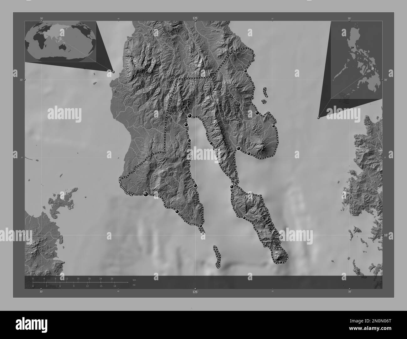 Leyte Meridionale, provincia delle Filippine. Mappa altimetrica bilivello con laghi e fiumi. Posizioni delle principali città della regione. Posizione ausiliaria d'angolo Foto Stock