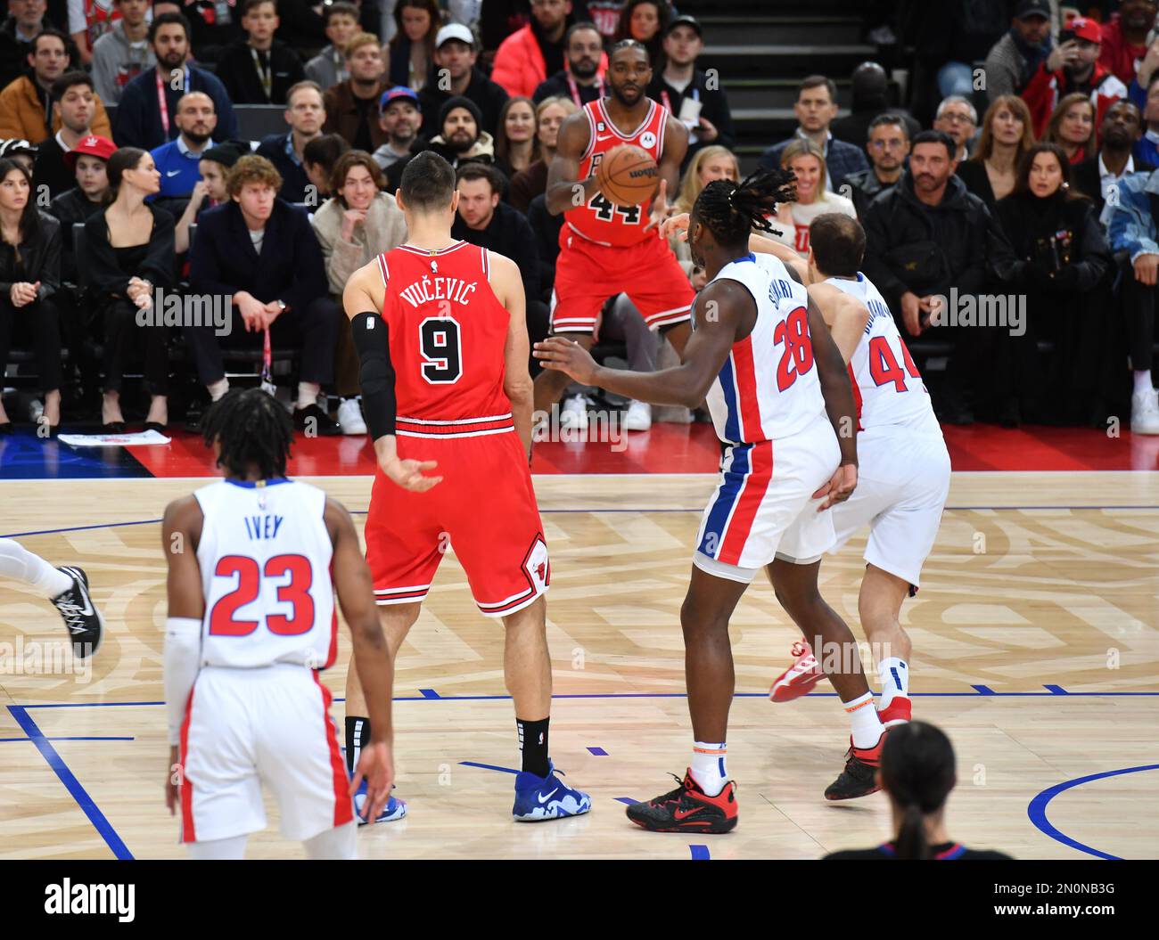 Partita NBA Paris Game 2023 tra Detroit Pistons e Chicago Bulls all