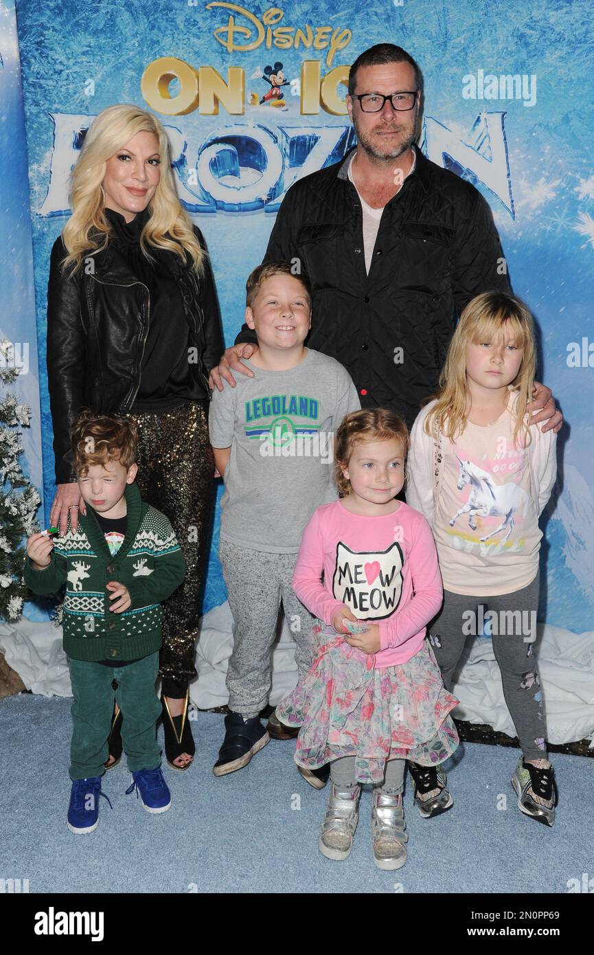 Finn McDermott, actress Tori Spelling, Liam McDermott, actor Dean