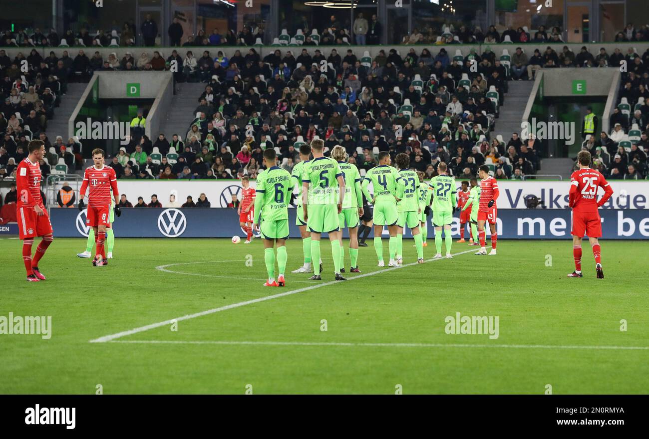 Wolfsburg, Germania. 05th Feb, 2023. Firo: 05.02.2023, calcio, campionato 1st, 1st Bundesliga, Stagione 2022/2023, VfL Wolfsburg - FCB FC Bayern Munich Muenchen 2: 4 FCB Thomas Muller, Mueller, tattiche di calcio gratuito, set aside Credit: dpa/Alamy Live News Foto Stock