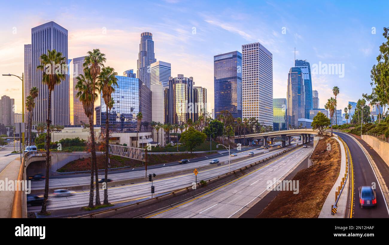 lo skyline di los angeles durante l'alba Foto Stock