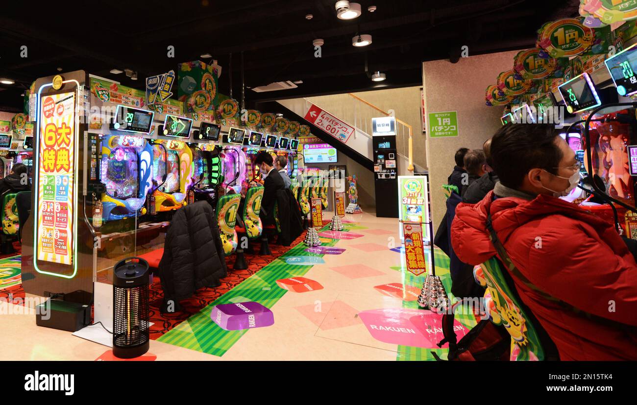 All'interno di un salone Pachinko in Giappone. Foto Stock