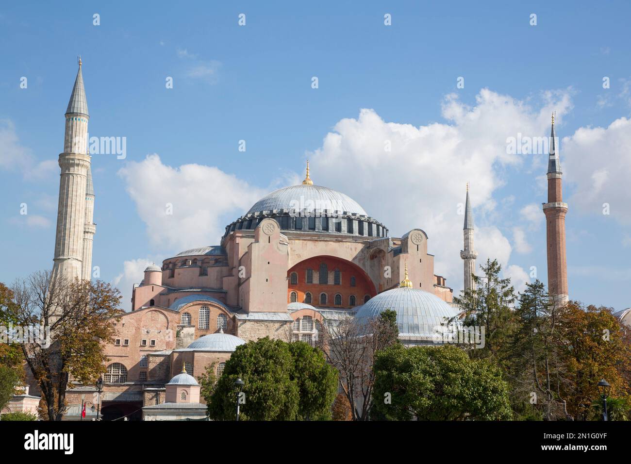 Grande moschea di Santa Sofia, 360 d.C., patrimonio dell'umanità dell'UNESCO, Istanbul, Turchia, Europa Foto Stock