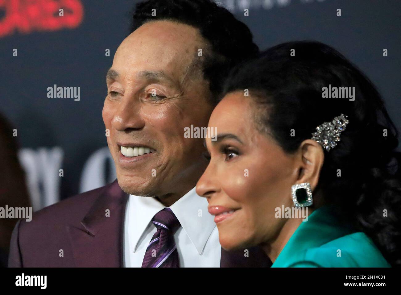 3 febbraio 2023, Los Angeles, CA, USA: LOS ANGELES - DEC 3: Smokey Robinson, Frances Glandney al MusiCares persons of the Year 2023 al Los Angeles Convention Center il 3 febbraio 2023 a Los Angeles, CA (Credit Image: © Kay Blake/ZUMA Press Wire) SOLO PER USO EDITORIALE! Non per USO commerciale! Foto Stock