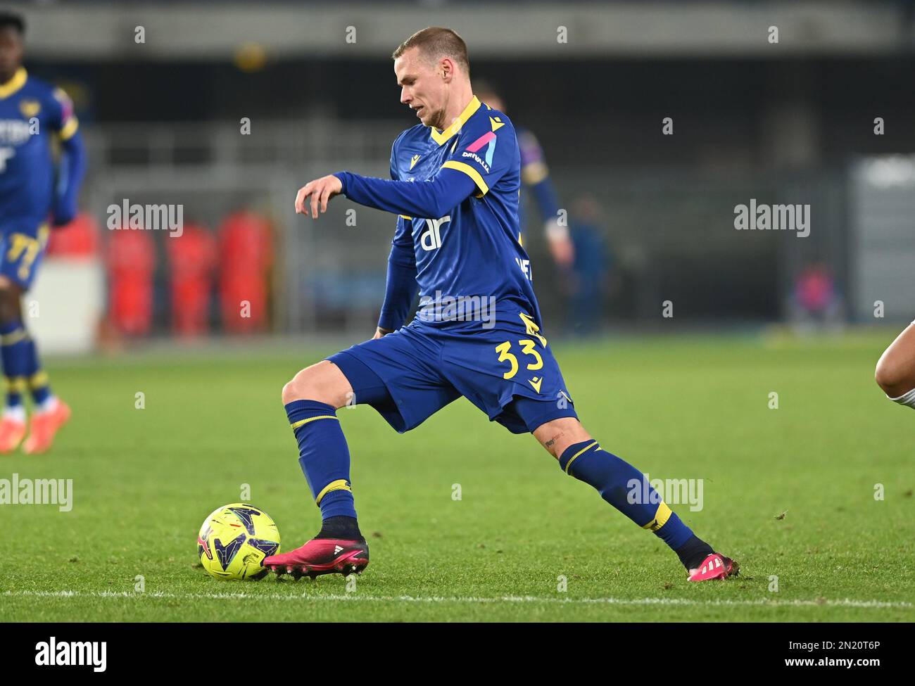 Verona, Italia. 06th Feb, 2023. ondrej duda (verona) durante Hellas Verona FC vs SS Lazio, calcio italiano Serie A match in Verona, Italia, Febbraio 06 2023 Credit: Independent Photo Agency/Alamy Live News Foto Stock