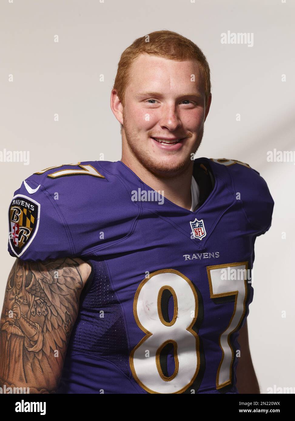 Baltimore Ravens tight end Maxx Williams poses for a portrait during the NFLPA Rookie Premiere, on Saturday May 30, 2015 in Los Angeles at the LA Memorial Coliseum. (Dominic DiSaia/AP Images for NFL Players Inc.) Foto Stock