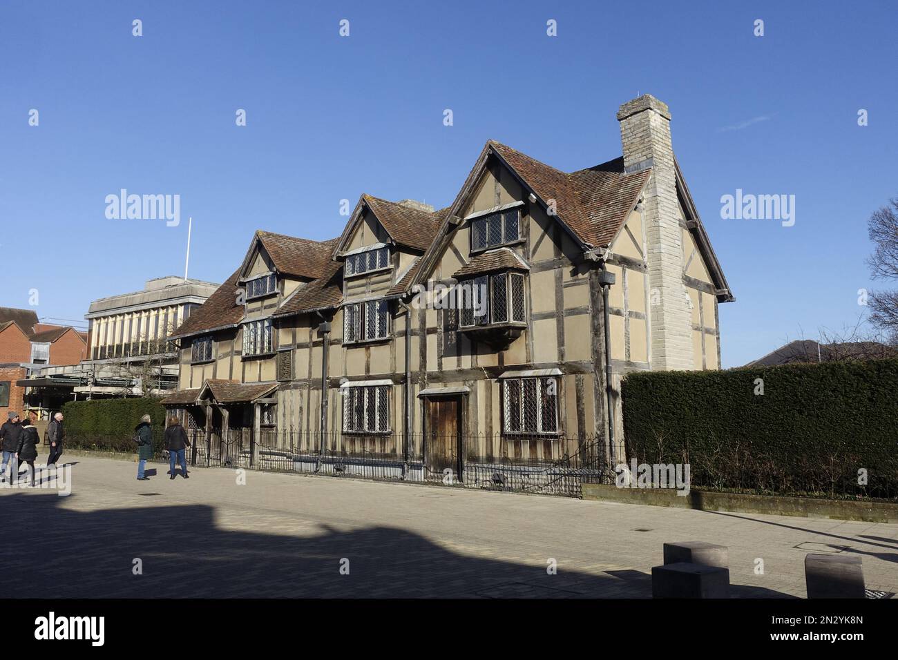 Il luogo di nascita di Shakespeare è una casa a graticcio del 16th ° secolo in Henley Street dove si ritiene che il Bard è nato nel 1564 a Stratford upon Avon Foto Stock