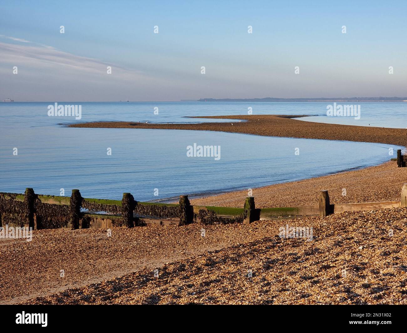 Una vista idilliaca del mare a Lee on the Solent, Hampshire, Regno Unito Foto Stock