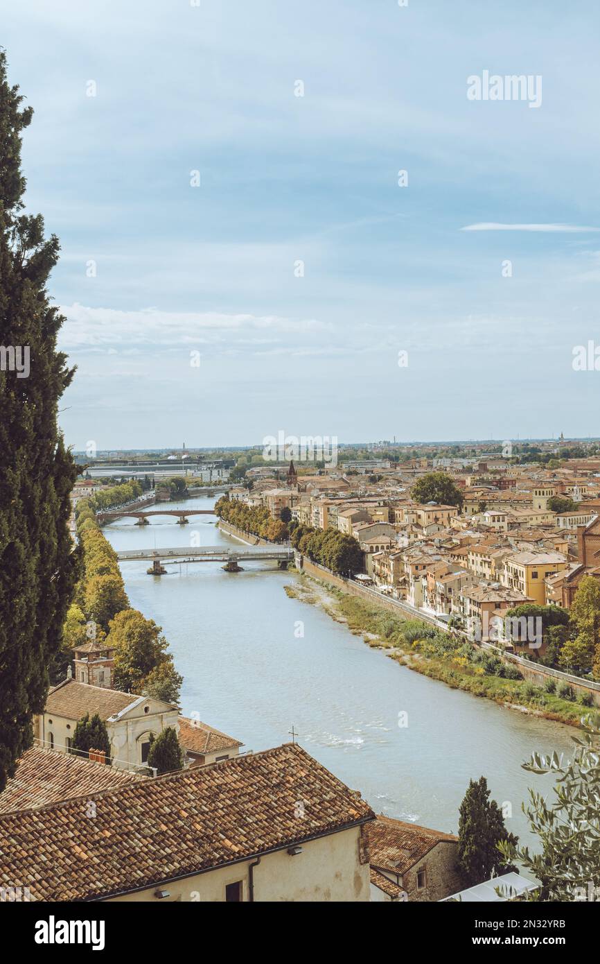 Verona Città Paesaggio Estate Foto Stock