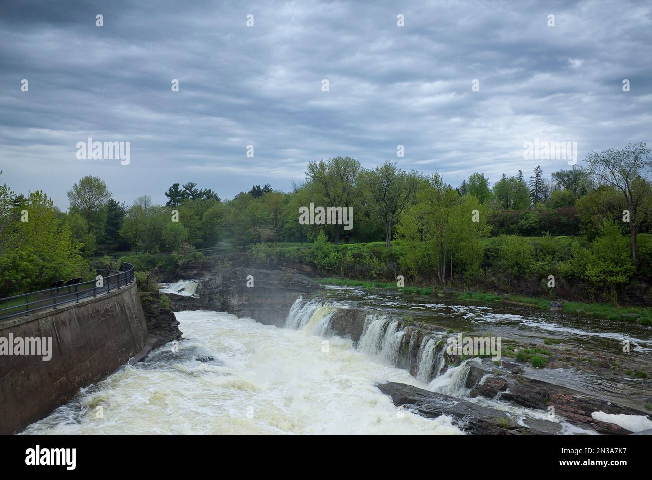 Il Porco torna cade, Rideau River, Ottawa, Ontario, Canada Foto Stock