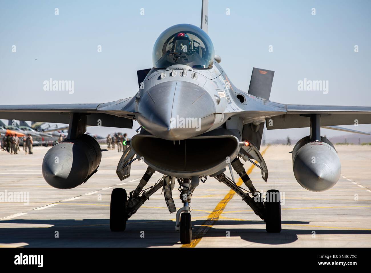 Konya, Turchia - 07 01 2021: Anatolian Eagle Air Force esercizio 2021 F16 Fighter Jet in una posizione tassante in Turchia Foto Stock