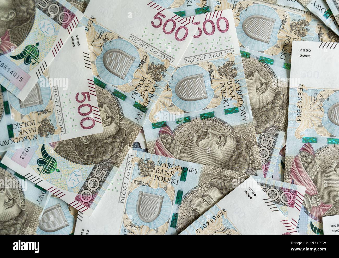 500 banconote zloty polacche. PLN zł o złoty, la valuta ufficiale della Polonia. Cinquecento banconote złotych, banconote di carta obverse. Foto Stock