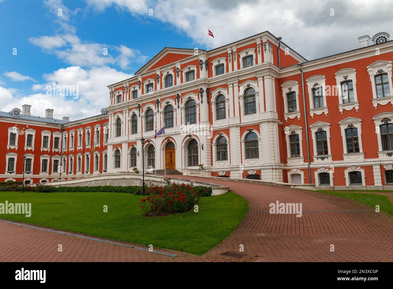 Jelgava Palace è il più grande palazzo in stile barocco degli stati baltici, costruito nel 18th ° secolo da Rastrelli. Jelgava, Lettonia. Oggi la Lettonia Foto Stock