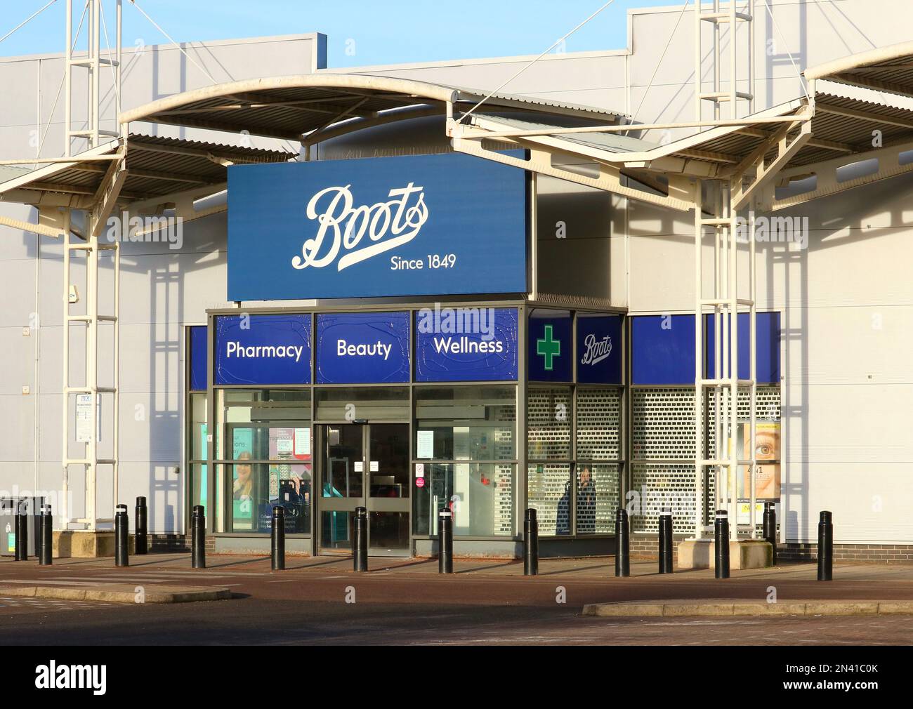 Stivali. Una catena britannica di negozi di salute e bellezza e farmacia. Foto Stock