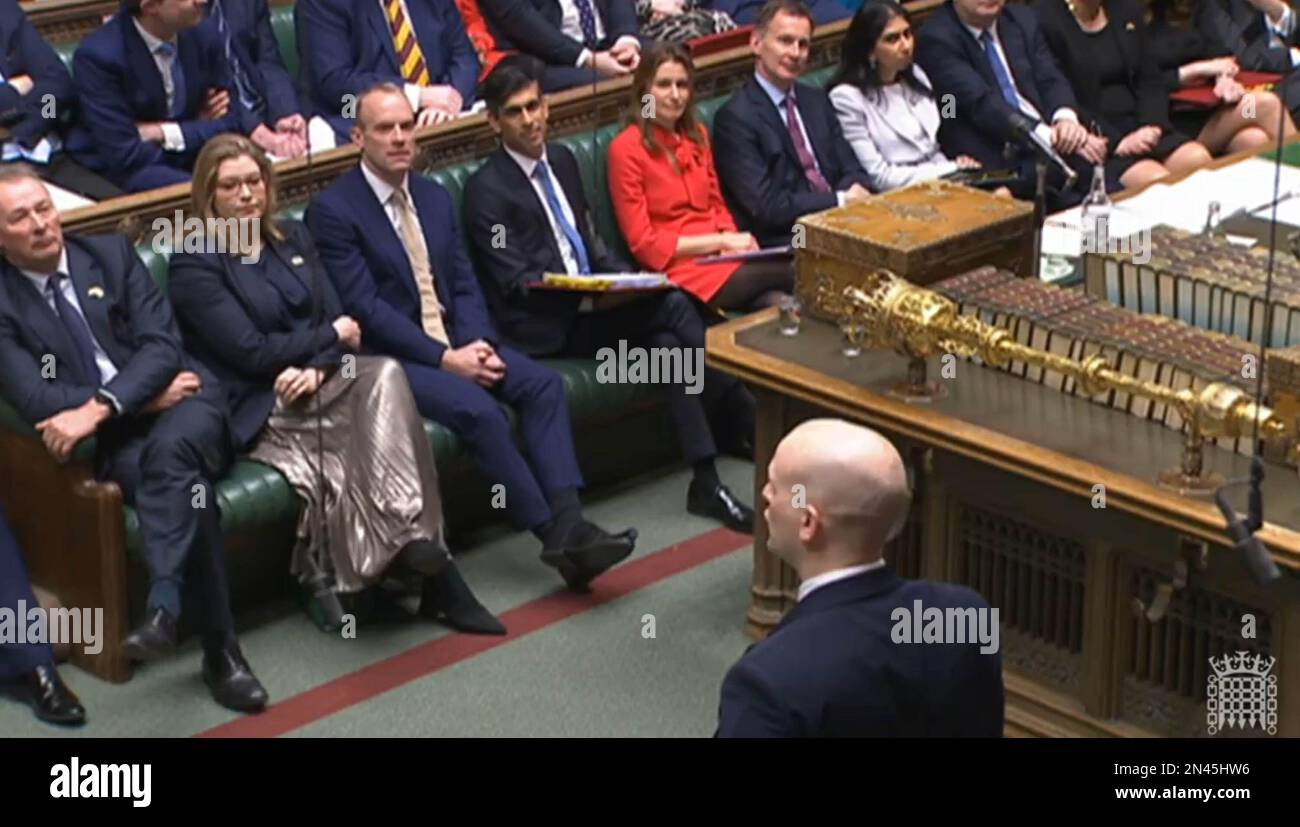 Stephen Flynn, leader dell'SNP Westminster, interviene durante le interrogazioni del primo Ministro alla Camera dei Comuni di Londra. Data immagine: Mercoledì 8 febbraio 2023. Foto Stock