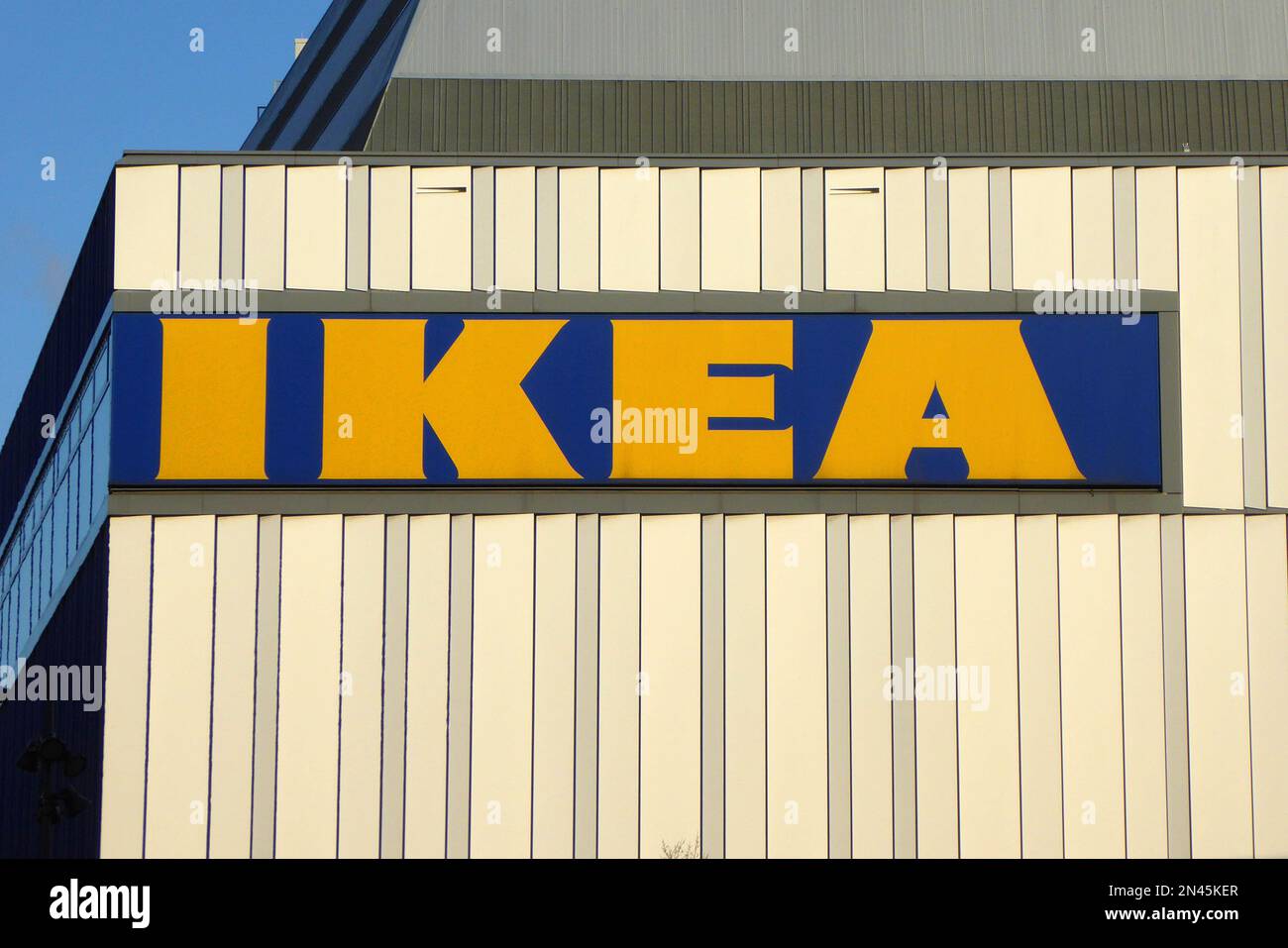 IKEA / Logo / Lettering/ conglomerato multinazionale svedese Foto Stock