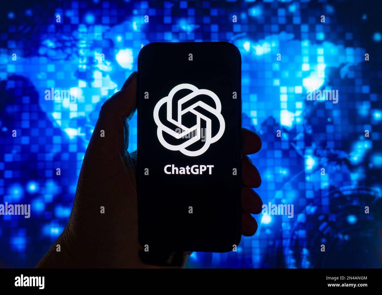Immagine composita digitale del logo OpenAI ChatGPT chatbot mostrato sul telefono cellulare Foto Stock Immagine composita digitale del logo OpenAI ChatGPT chatbot mostrato sul telefono cellulare Foto Stock