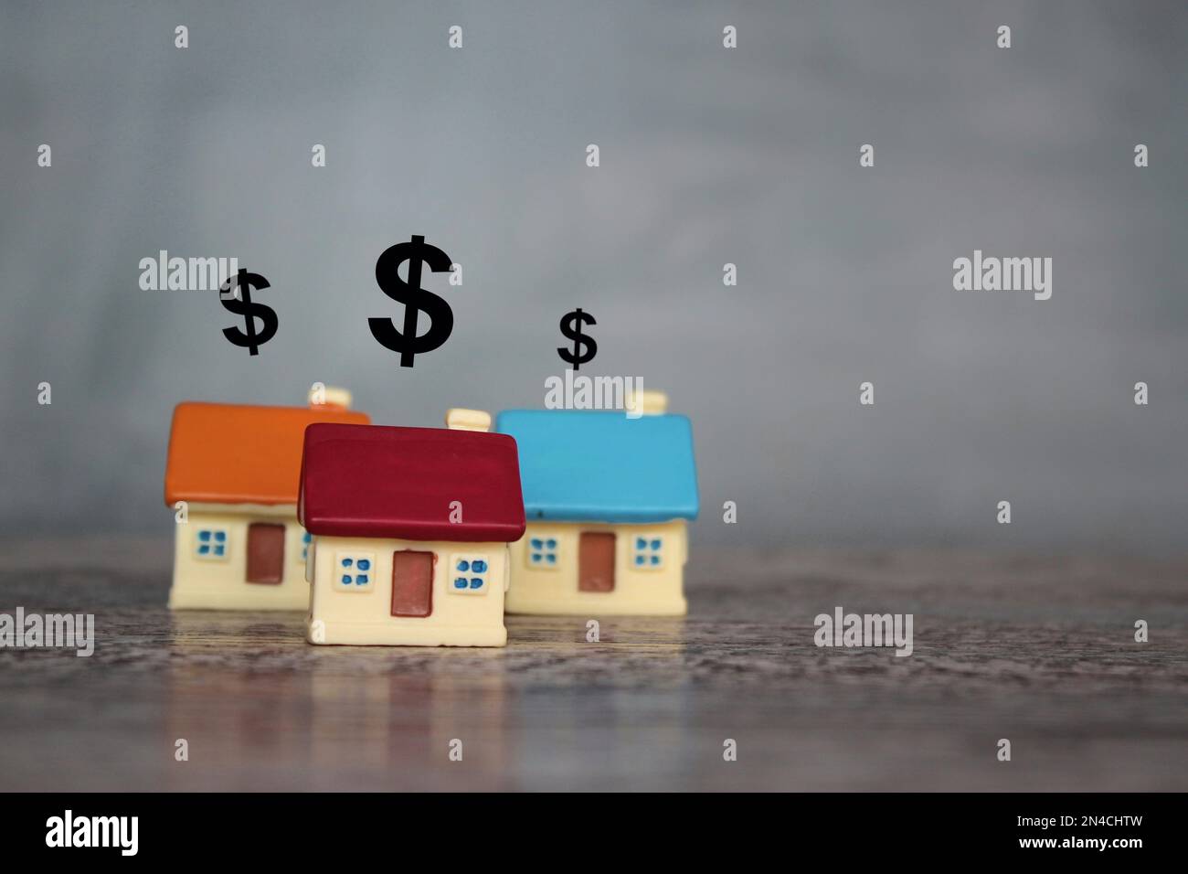 Casa e dollaro icona con spazio copia. Risparmio di denaro, prezzo immobiliare e trend concetto Foto Stock