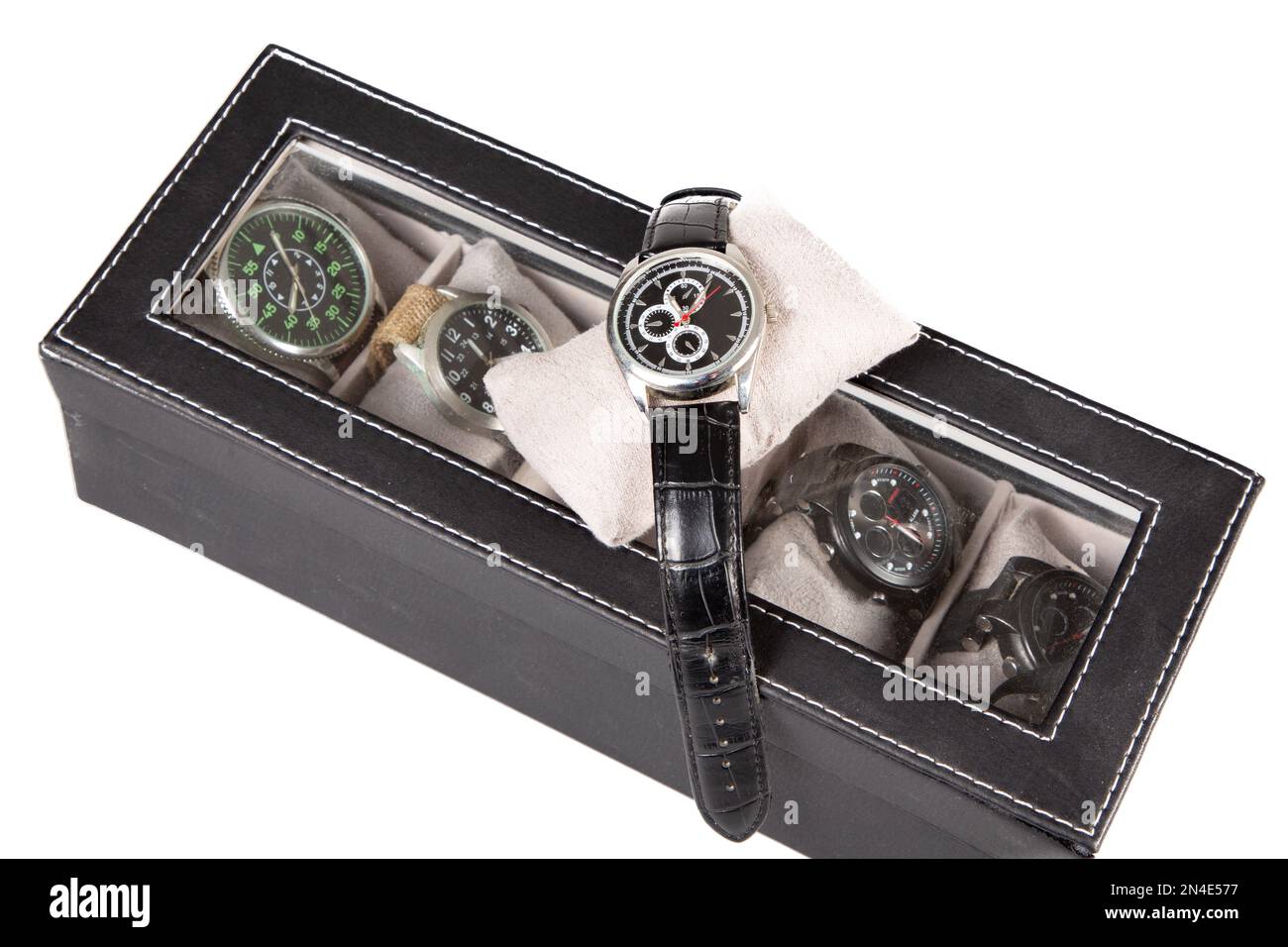 Scatola per la conservazione delle ore in boxe in pelle con coperchio in vetro tenere di diverse coppie orologi da polso Foto Stock