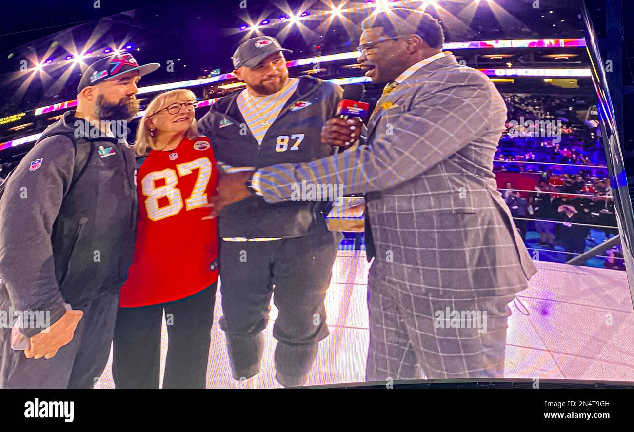 Super Bowl Opening Night presentato da Fast Twitch è il calcio d'inizio nazionale per Super Bowl LVII. Foto Stock