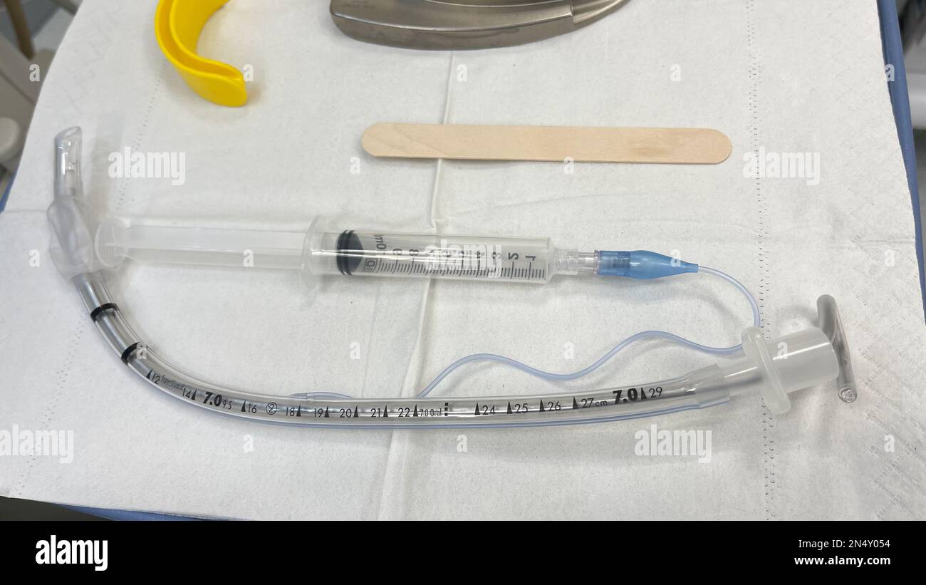 Kit per l'intubazione delle vie aeree di emergenza per anestesia dell'ospedale Foto Stock
