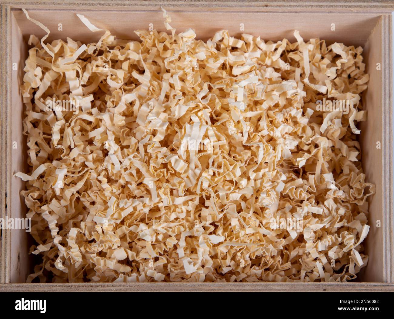 Scatola fondo legno trucioli di legno per imballaggio pacchi Foto Stock