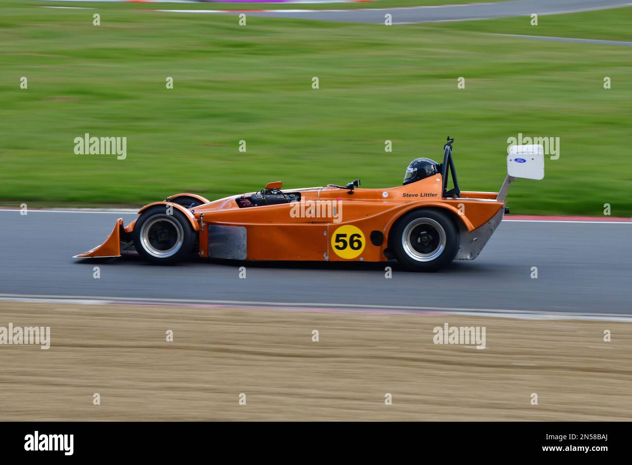 Stephen Littler, Mallock Mk18B, HSCC Classic Clubmans Championship, vetture sportive non standard prodotte prima del dicembre 1980 dotate di due Foto Stock
