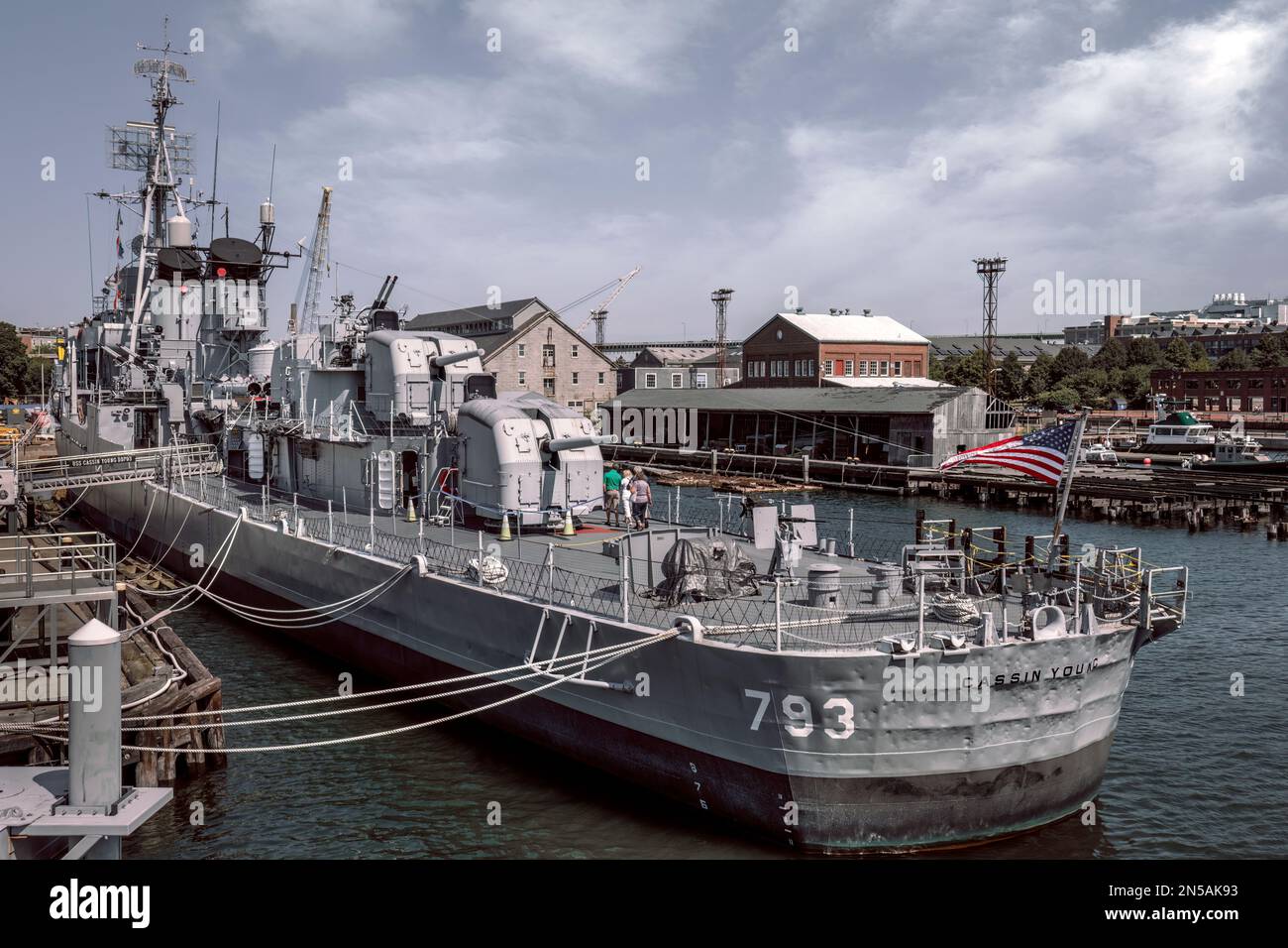 National Historical Park, Boston, Massachusetts - USS Cassin Young è un cacciatorpediniere di classe Fletcher degli Stati Uniti Navy prende il nome dal capitano Cassin Young. Yo Foto Stock