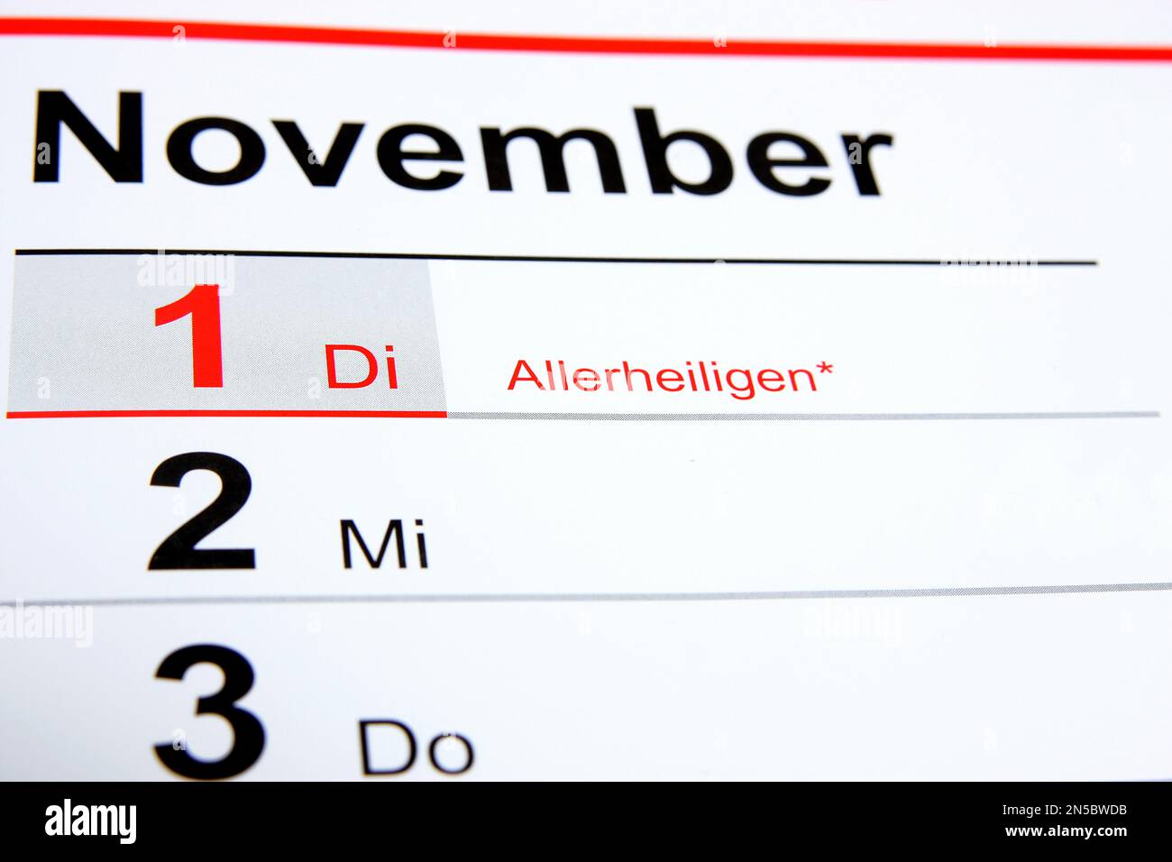 Calendario annuale 2022 in tedesco, tutti i Hallows, novembre 1 Foto Stock