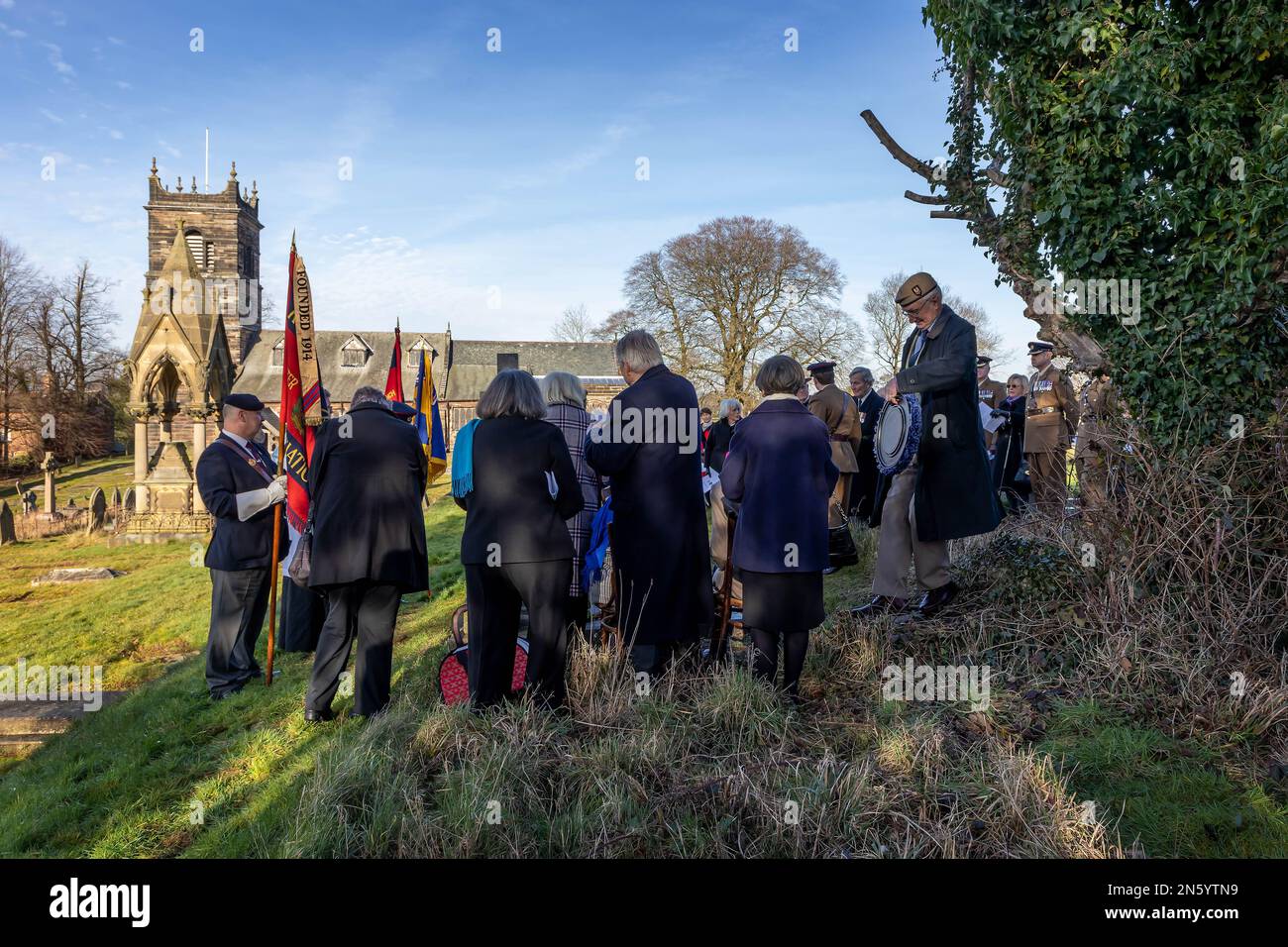 Un servizio commemorativo al cimitero della chiesa di Rossherne per il soldato SAS maggiore Paul Wright RE che è stato ucciso in azione durante la guerra di Dhofar il 6 1973 febbraio Foto Stock