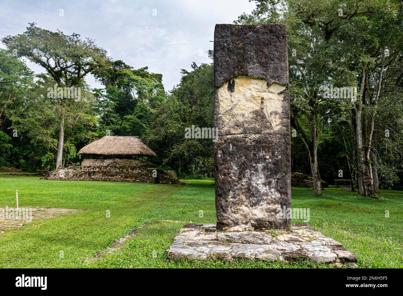 Vecchie iscrizioni presso l'antico sito archeologico Maya Bonampak, Chiapas, Messico Foto Stock