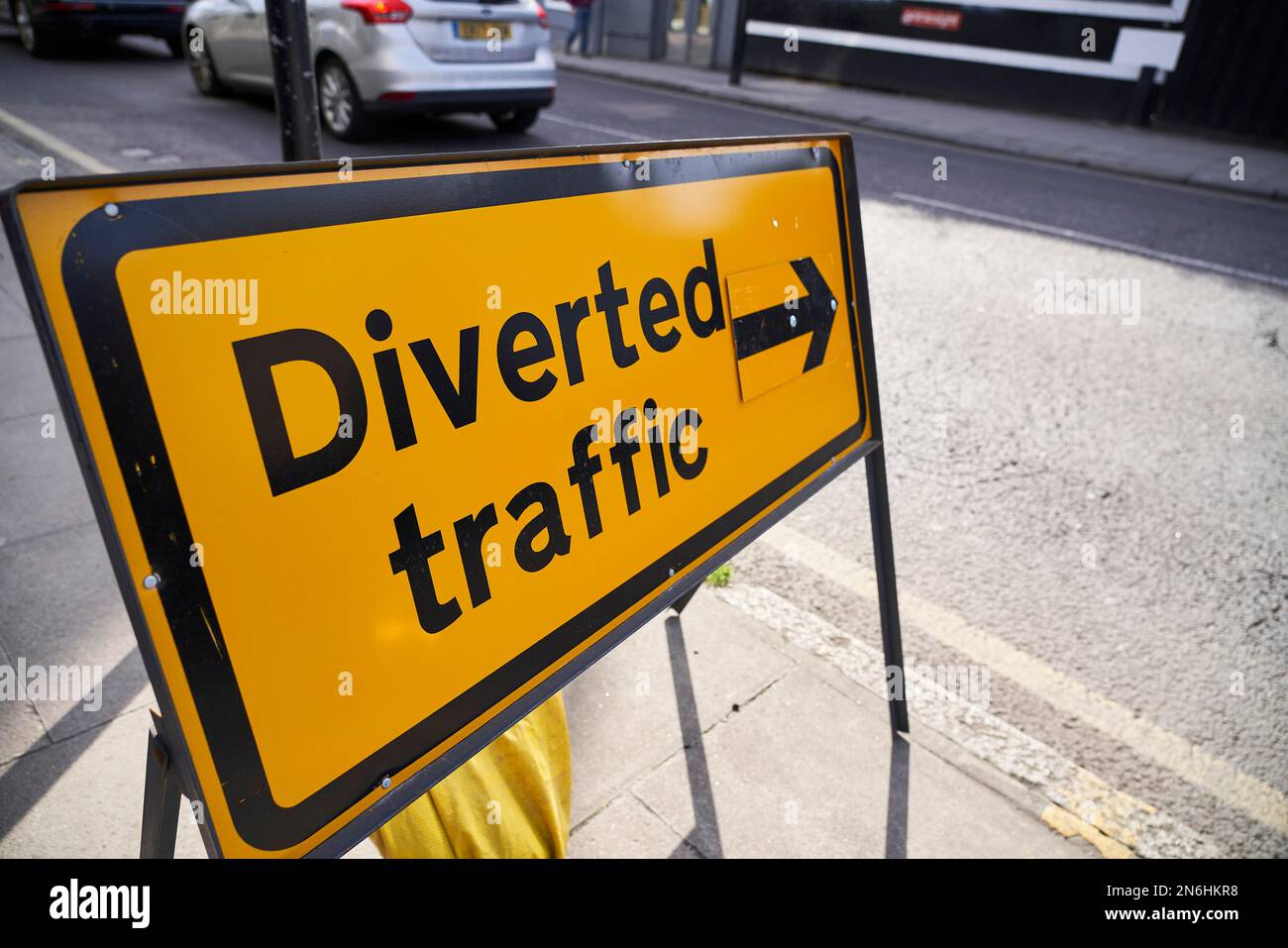 Segnale stradale deviato traffico, Londra, Inghilterra, Gran Bretagna Foto Stock