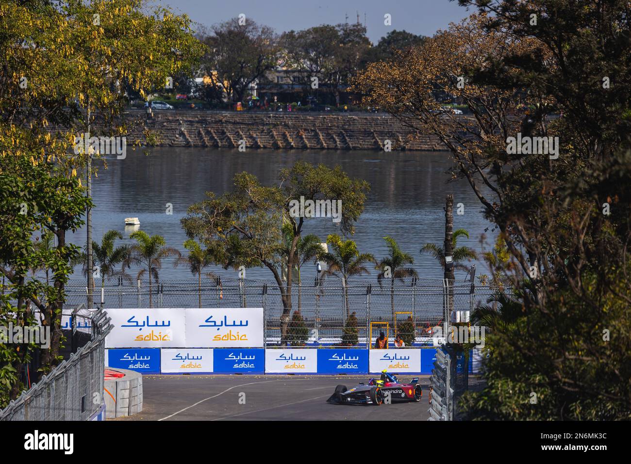 Hyderabad, India - 10/02/2023, 08 ROWLAND Oliver (gbr), Mahindra Racing, Spark-Mahindra, Mahindra M9-Electro, azione durante l'ePrix 2023 di Hyderabad, 3rd° incontro del Campionato del mondo 2022-23 ABB FIA Formula e, sul circuito di Hyderabad Street dal 9 al 11 febbraio, a Hyderabad, India - Foto: Germain Hazard/DPPI/DPPI/LivePPI Foto Stock