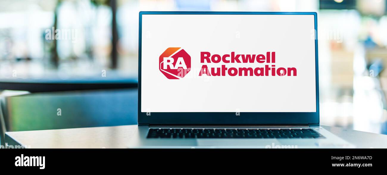 POZNAN, POL - DEC 28, 2022: Computer portatile che visualizza il logo di Rockwell Automation, un fornitore di automazione industriale i cui marchi includono Allen-Bra Foto Stock