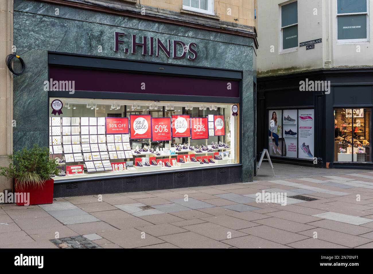 Vendita al Parellers F.Hinds store in Union Street, Bath City Center, Somerset, Inghilterra, Regno Unito Foto Stock