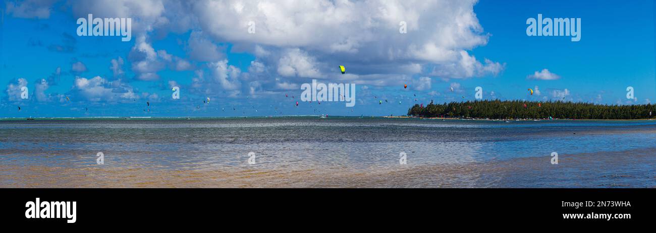 Kite Surfing nel sud dell'isola di mauritius, africa Foto Stock