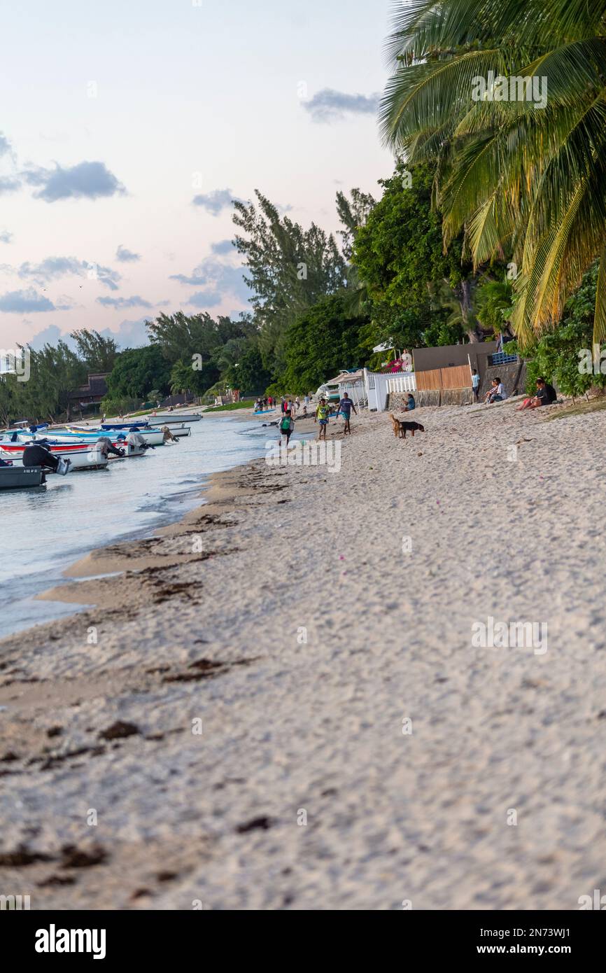 La spiaggia di la preneuse a Mauritius Island in serata Foto Stock