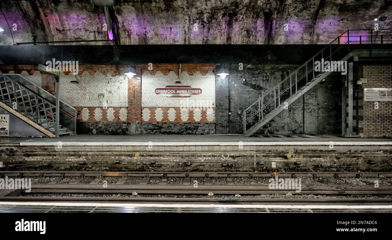 La stazione della metropolitana di Liverpool in James Street. Foto Stock