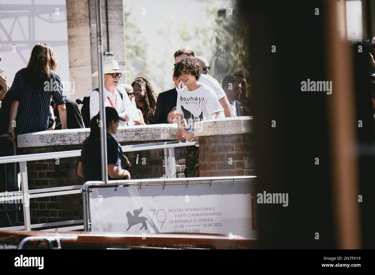 Il cast di 'ossa e tutto' sul tappeto rosso di Venezia 79, la Biennale di Venezia 2022, Venezia, Italia Foto Stock