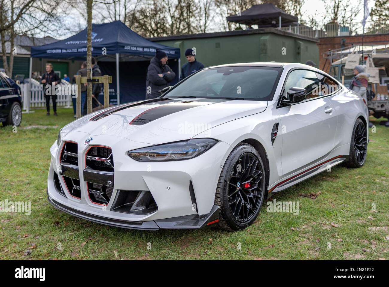 BMW M4 CSL, in mostra allo Scramble di gennaio tenutosi al Bicester Heritage il 8th gennaio 2023. Foto Stock