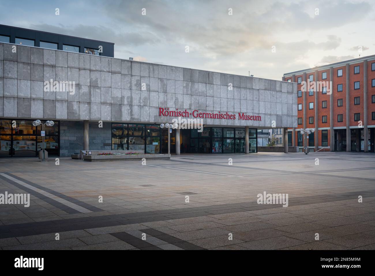 Facciata del Museo Romano-Germanico - Colonia, Germania Foto Stock