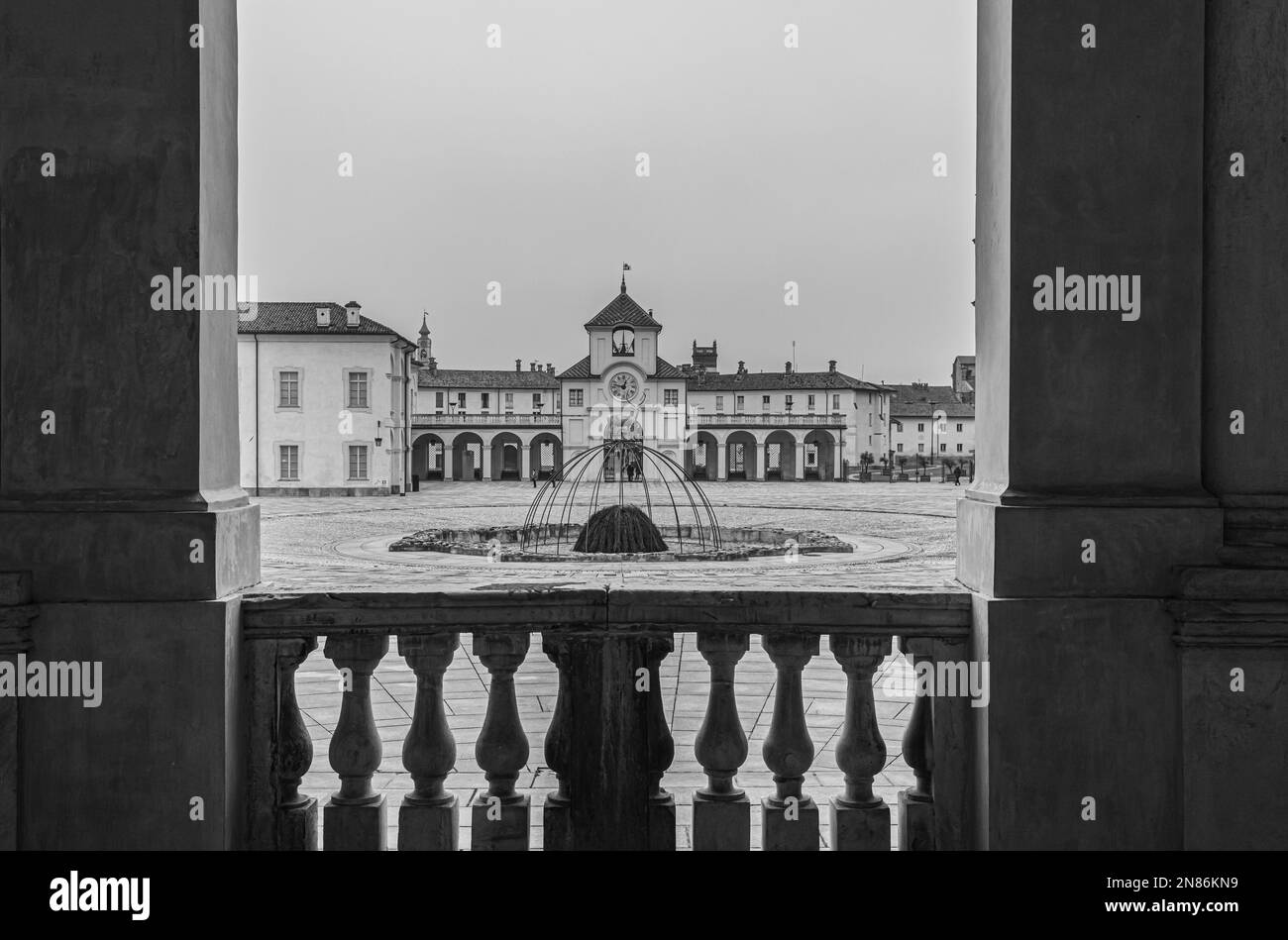 Il Palazzo di Venaria (in italiano Reggia di Venaria reale) è un'antica residenza reale e giardini situati a Venaria reale, vicino Torino Foto Stock