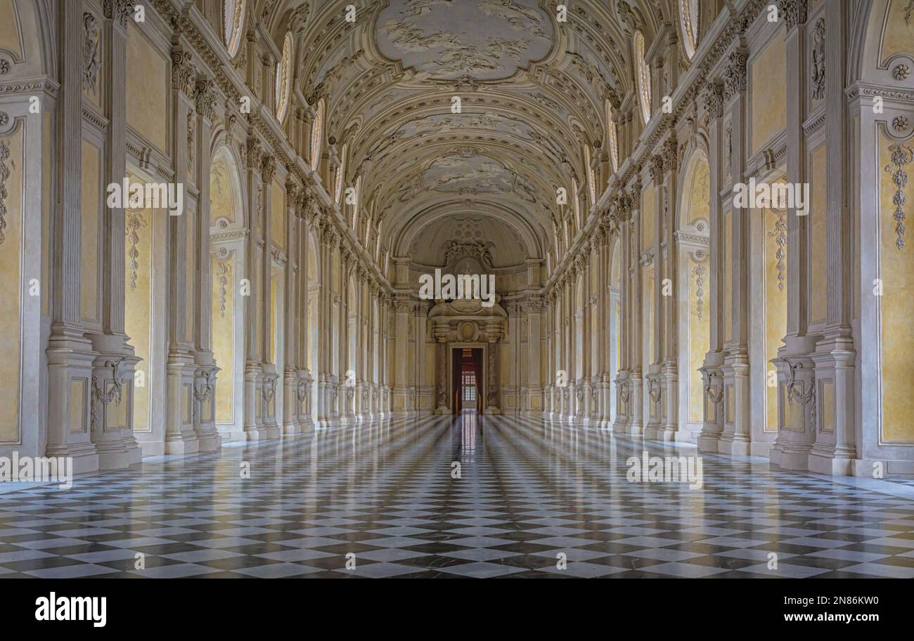 La Grande Sala di Palazzo di Venaria - capolavoro architettonico del 18th° secolo - Venaria reale, Torino, Piemonte, Italia settentrionale, Europa - Foto Stock