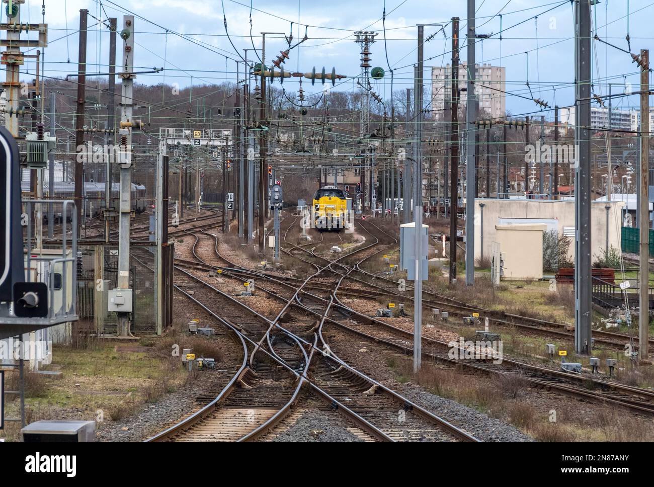 Scenario intorno alla stazione Metz-Ville, la stazione ferroviaria principale di Metz, una città nella regione della Lorena in Francia Foto Stock