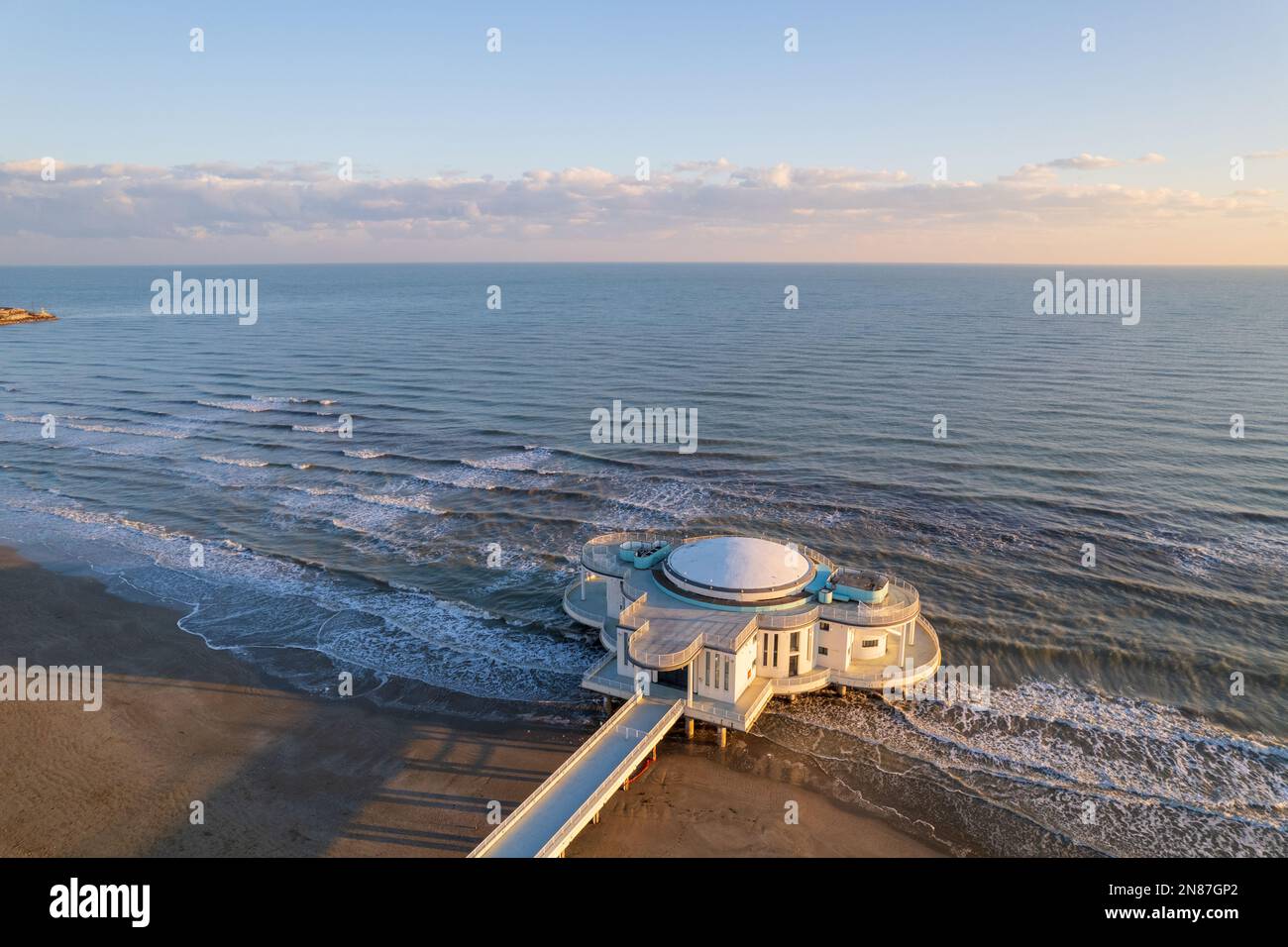 Veduta aerea della costa italiana della città di Senigallia Foto Stock