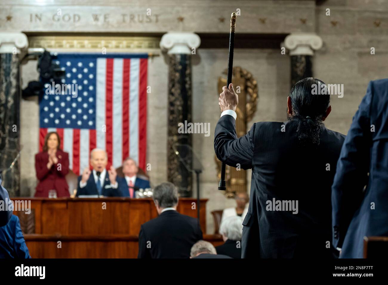 Washington, Stati Uniti d'America. 07th Feb, 2023. Washington, Stati Uniti d'America. 07 febbraio, 2023. Il presidente degli Stati Uniti Joe Biden consegna il suo discorso sullo stato dell'Unione alla sessione congiunta del Congresso, 7 febbraio 2023 a Washington, il vice presidente della DC Kamala Harris, a sinistra, e il presidente Kevin McCarthy, a destra, siedono dietro. Credit: Adam Schultz/White House Photo/Alamy Live News Foto Stock